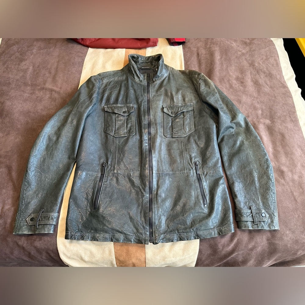 Hugo Boss Orange leather motorcycle jacket, men’s 46R, grey. Must see